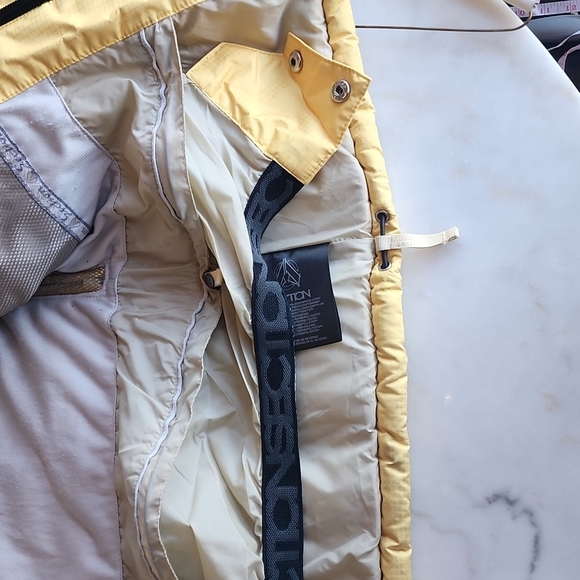 Section VTG Y2K Retro Nylon Snowboard Ski Jacket Women's Size XSmall - Picture 16 of 16